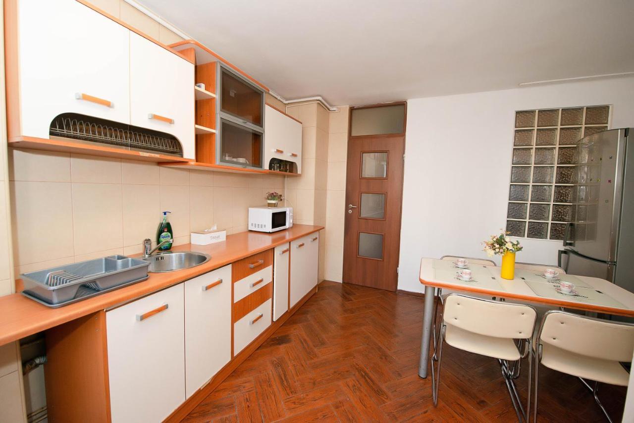 Stephanie Apartment-Centru Civic Brașov Exterior foto